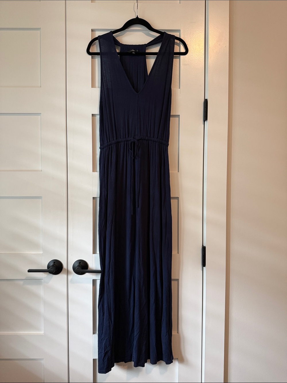 Lulu's Navy V-Neck Sleeveless Maxi Dress Navy blue